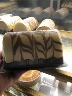 Hình ảnh bánh bông Lan cuộn 