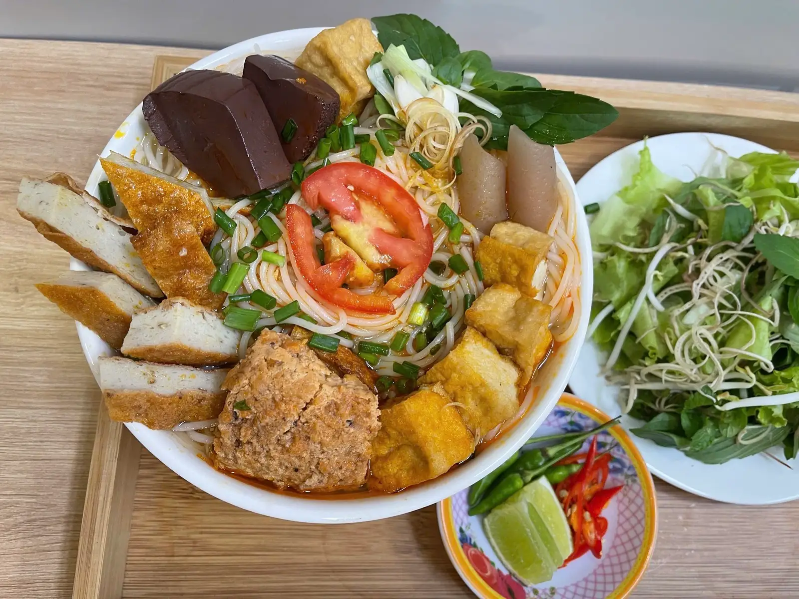 Bún Riêu Chả Cá - 49.000 ₫ tại Bún Riêu Tôm Cô Kim - Quang Trung