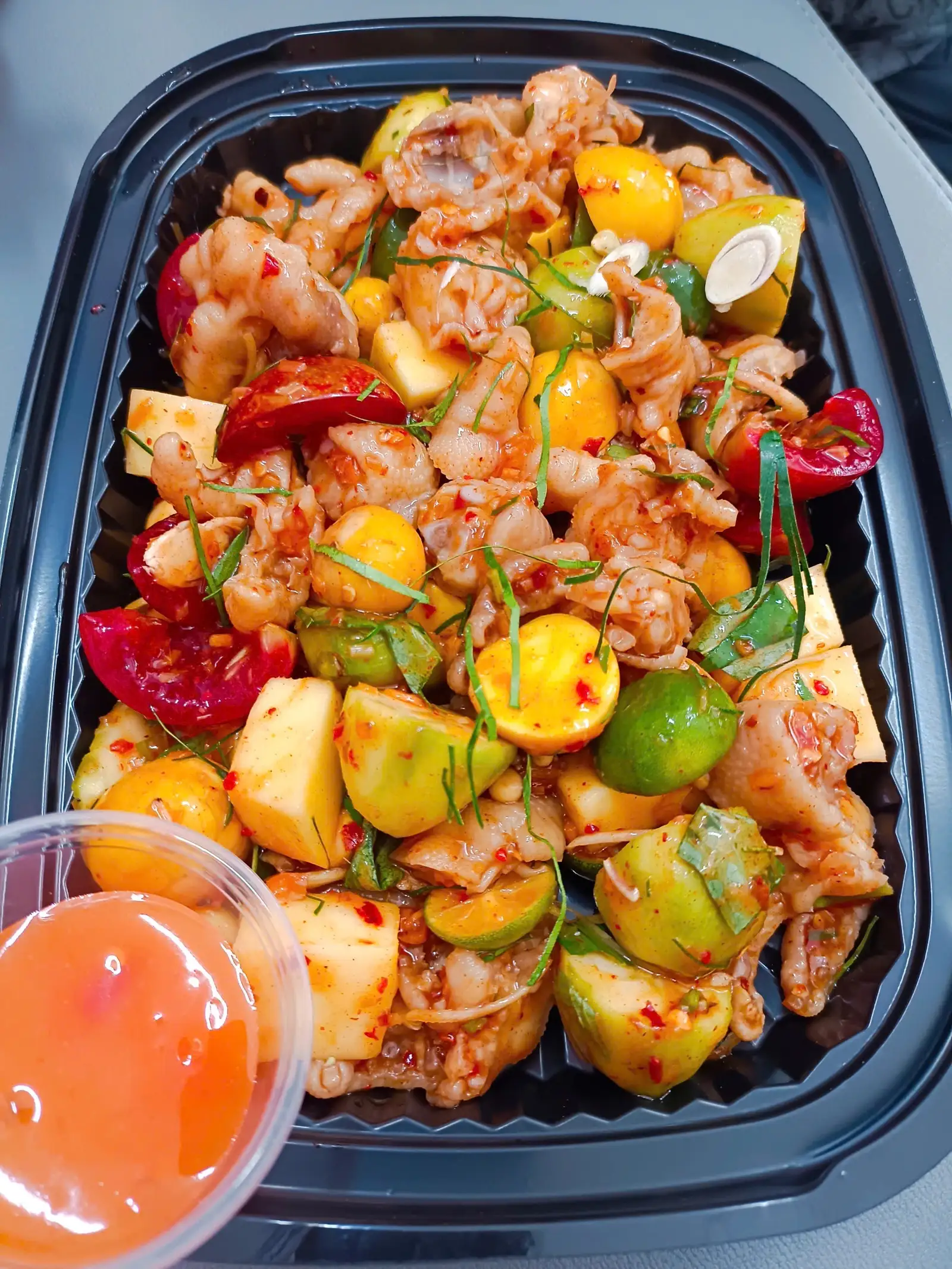 Chân Gà Sốt Thái mix trứng non - 99.999 ₫ tại Chân Gà Sốt Thái - Vườn Lài