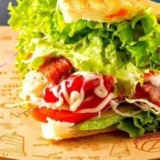 Kebab Đặc Biệt - Nước Cam - 51.000 ₫ tại Bánh Mì Kebab Anna - Nguyễn Thượng Hiền 