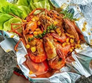 Hình ảnh 7 Tôm bơ bắp tỏi (1 bánh mì)