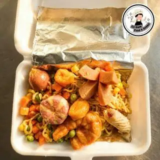 Hình ảnh Mì trộn thập cẩm truyền thống