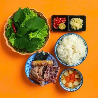 Bún chả đặc biệt ( Chả Vuông + Ba Rọi + Chả Lá lốt + Nem Dán )  - 79.000 ₫ tại Bún Chả Xèm - Bún Chả Hà Nội Gia Truyền - Đường 56