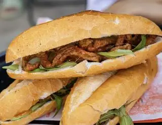 Hình ảnh Bánh Mì Chả Cá
