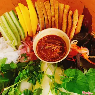 Hình ảnh Chả Cá Cuốn Mắm Nêm Cá Cơm