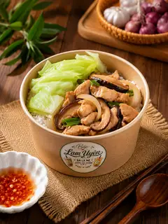 Hình ảnh Cơm Gà Xào Nấm