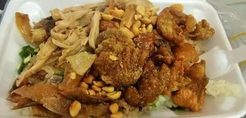 Cô Tuyết - Xôi Gà -  Đinh Tiên Hoàng - Bánh Mì/Xôi gần bạn