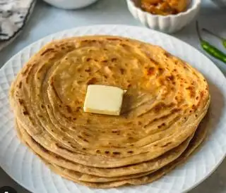 Lacha paratha - 55.000 ₫ tại Sanaten Indian Food - Nhà Bà Nhi - Kha Vạn Cân