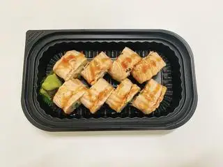 Hình ảnh MAKI CÁ HỒI TÁI