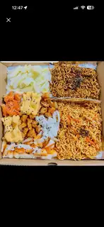 Hình ảnh Box gà 6 vị Mì Siêu kay mì indome