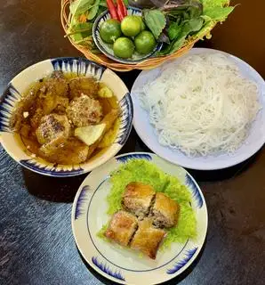Combo số 2: bún chả  -  nem cua bể - 83.000 ₫ tại Bún Chả Hà Nội Hoàng Minh - Tân Quý