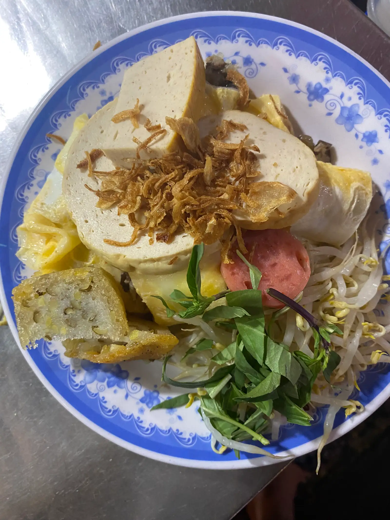 bánh cuốn trứng  - 47.000 ₫ tại Bánh Cuốn Nóng & Bánh Ướt 40 - Nơ Trang Long