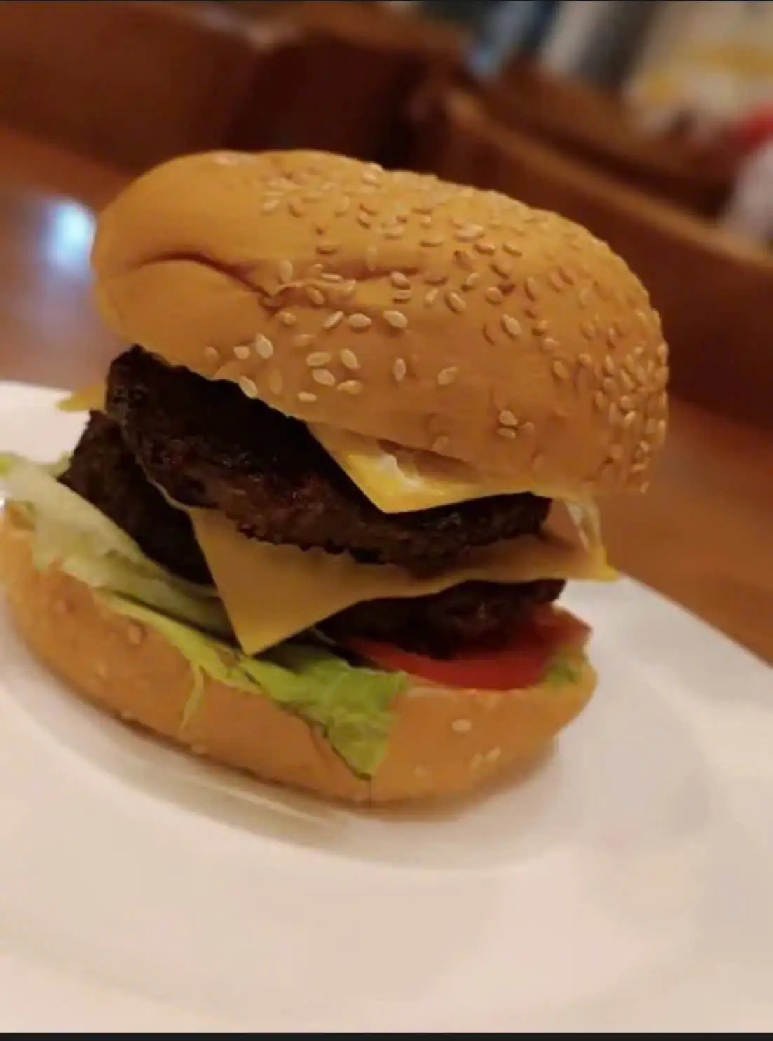 Hình ảnh 18.  Double Beef Burger 