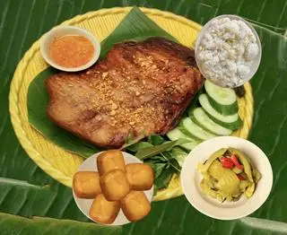 Hình ảnh Sườn Que Nướng Tẩm Xốt Gia Truyền 500gr 