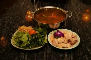 Lẩu Gà Lá Giang - 459.520 ₫ tại Niêu Xưa - Cao Thắng