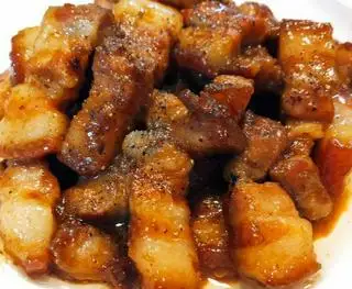 Cơm Thịt Kho Tiêu - 44.000 ₫ tại Cơm Trưa Bình Dân - Điện Biên Phủ