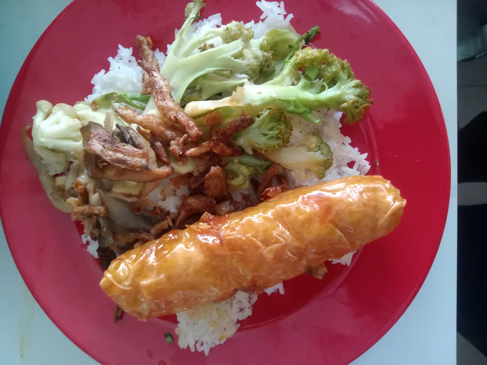 Cơm tàu hũ ki cuộn chay - 29.000 ₫ tại Cơm Chay Thuần Khiết - Lê Văn Lương