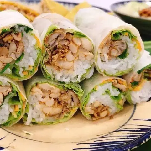 Hình ảnh gỏi cuốn thính chay