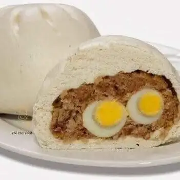 Bánh bao 2 trứng cút - 29.000 ₫ tại Bánh Mì Hà Nội Bon Bon - Lê Đại Hành