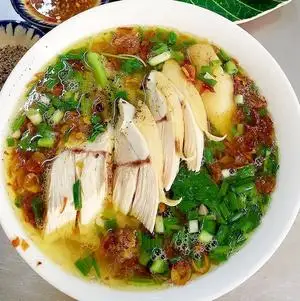 Nui - 40.000 ₫ tại Quán Thương - Hủ Tiếu, Bún Bò Huế & Bánh Canh - Lê Văn Lương