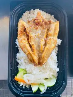 Hình ảnh CƠM KHÔ CÁ LÓC + MẮM ME 