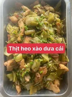 thịt heo xào dưa cải - 36.000 ₫ tại Quán Cơm 92 - Cơm Phần & Cơm Văn Phòng - Hà Huy Giáp