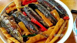 Cơm cá nục kho măng - 52.000 ₫ tại Cơm Văn Phòng Ngon - Cộng Hoà