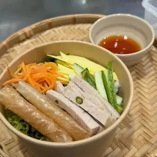 Hình ảnh Bún trộn chả lụa ớt sim - Mắm kẹo