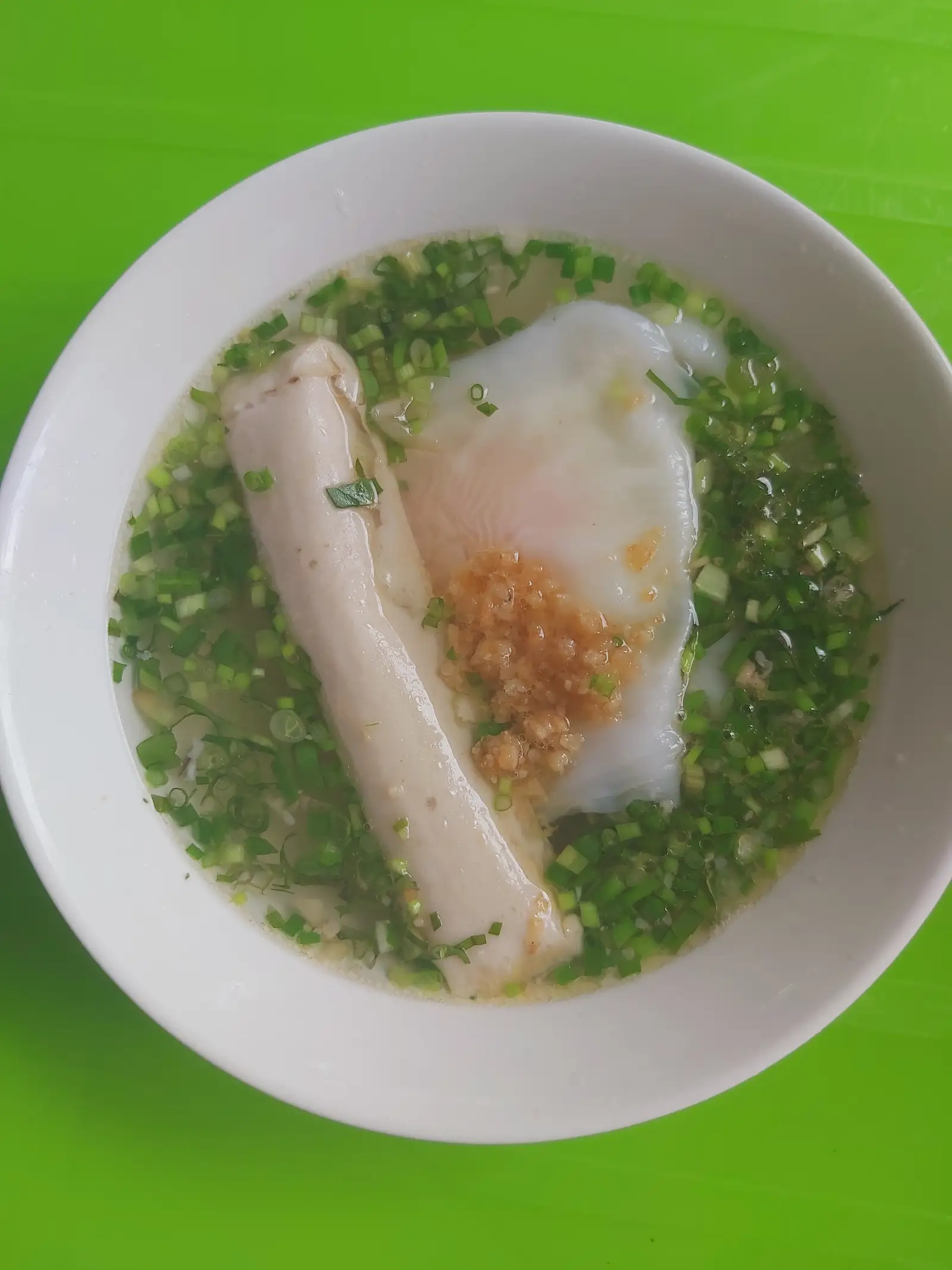 Trứng lòng đào (trứng gà ta) - 22.000 ₫ tại Bánh Cuốn Cao Bằng 2 Cô - Quang Trung