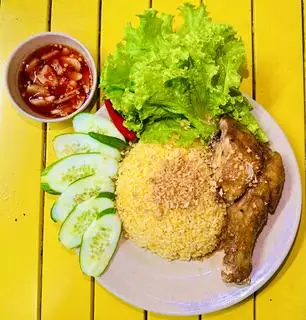 Hình ảnh Đùi Gà Sốt Nước Mắm