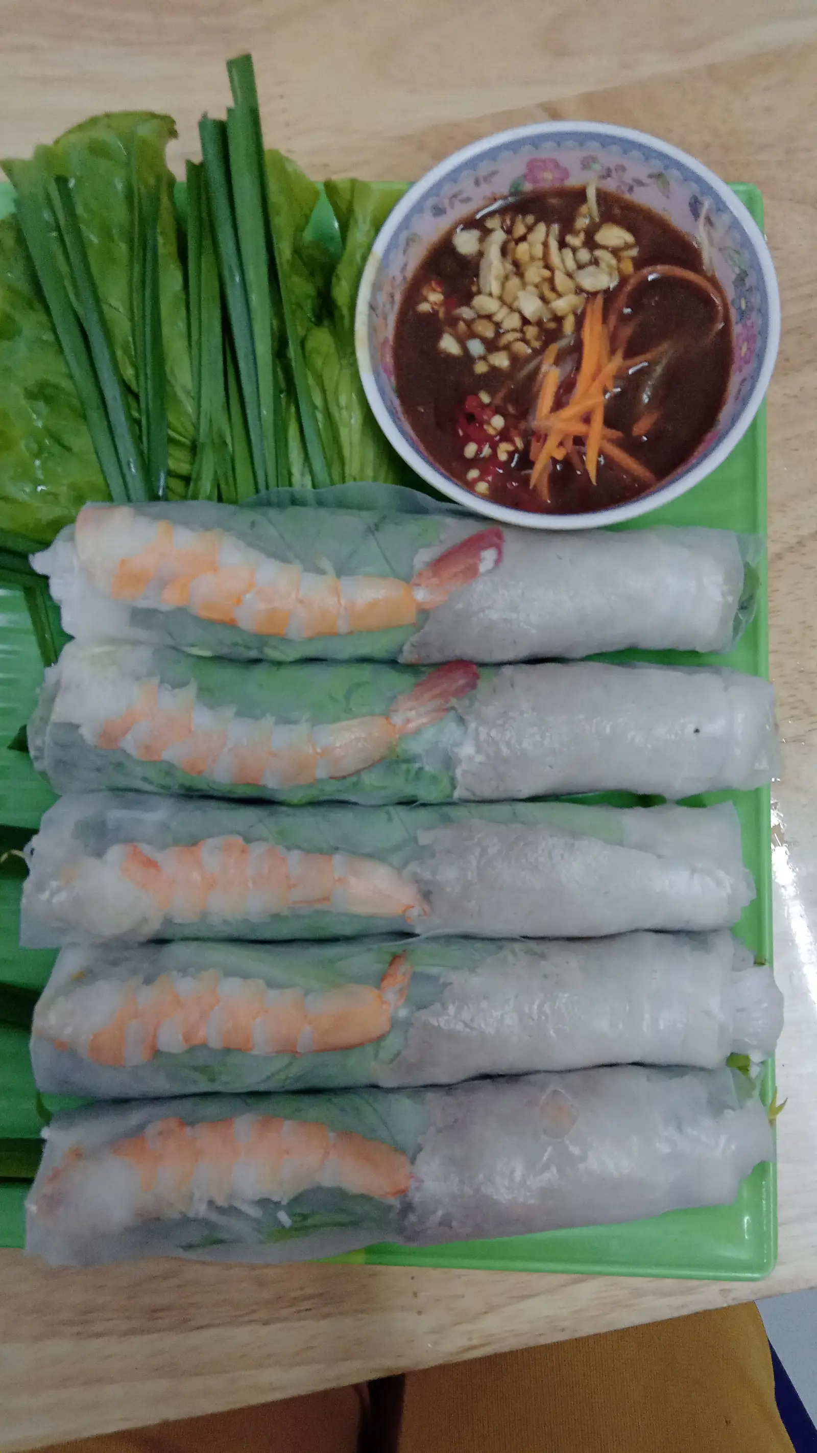 Gỏi cuốn tôm thịt - 10.000 ₫ tại Thủy Gỏi Khô Bò - Gỏi Cuốn