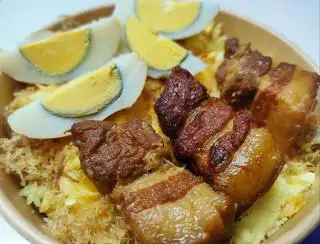 Hình ảnh Xôi xéo - 3 chỉ - trứng kho
