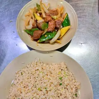 Cơm xào bò lúc lắc - 65.000 ₫ tại Quán Ăn Nguyễn Ký - Ung Văn Khiêm
