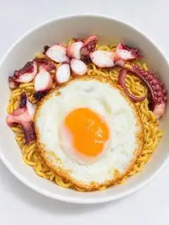 Hình ảnh Mì Trộn Thập Cẩm