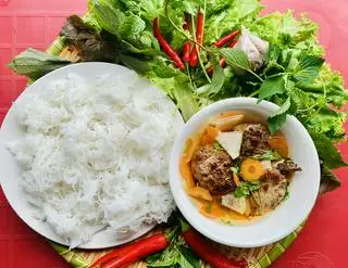 Bún Chả Đặc Biệt Nhiều Thịt - 75.000 ₫ tại Bánh Cuốn & Bún Chả Hà Nội Tiệm Bánh Đợi - Độc Lập