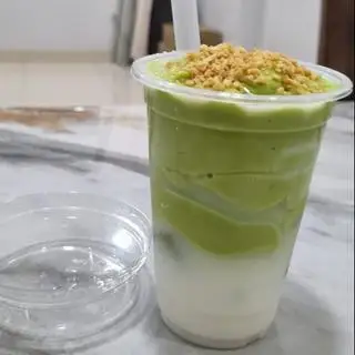Hình ảnh Bơ già dừa non