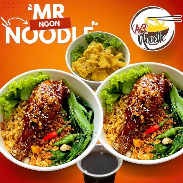 02 Mì trộn đùi gà rán rim sốt mắm tiêu đen - 144.000 ₫ tại Mr Noodle - Mì Trộn & Cơm Trộn - Đường Số 10
