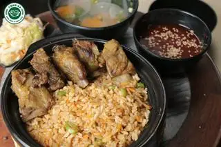 Hình ảnh Cơm Đảo - Cơm Thố Sườn Sốt Nướng