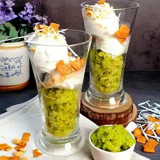 Hình ảnh Kem Xôi Lá Dứa 