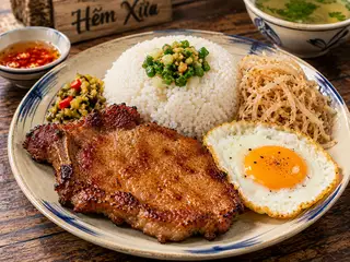 Hình ảnh Cơm Tấm Sườn Bì Trứng