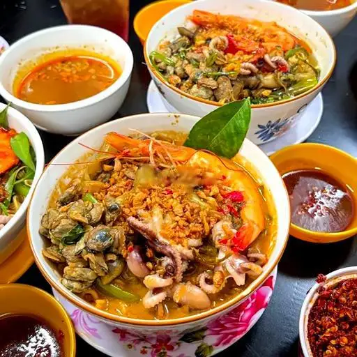 Phở ốc hến - 53.000 ₫ tại  Mì Ốc Hến Dì Lan - Nguyễn Trường Tộ