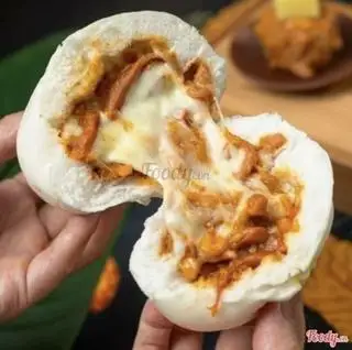 Hình ảnh Bánh bao xúc xích phô mai
