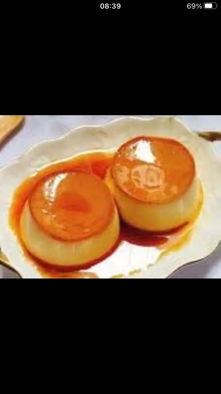 Bánh flan - 25.000 ₫ tại Chè Nghĩa - Tên Lửa