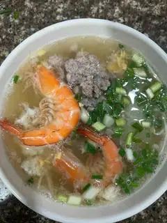 Hủ tiếu tôm , thịt bằm, trứng cút - 45.000 ₫ tại Hủ Tiếu Mực 2 Râu - Hoàng Diệu 2