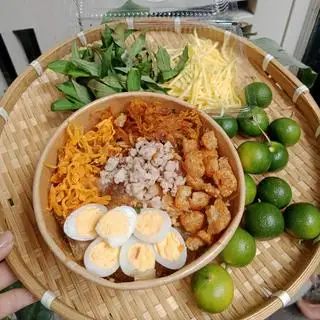 Bánh Tráng Trộn Thập Cẩm - 55.000 ₫ tại Bánh Tráng Xì Trum - Đường Số 4
