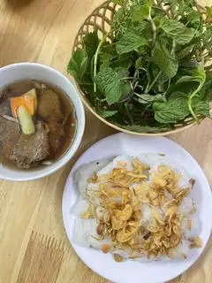 Hình ảnh Bánh cuốn chả miếng nướng