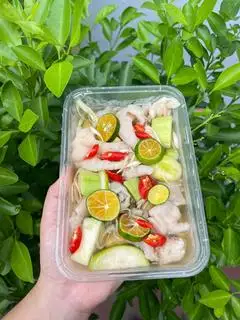 Hình ảnh Chân gà sả tắc