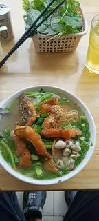 Hình ảnh Bánh đa đỏ dạ dày cá