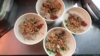 Cháo sườn + thịt bằm ( lớn) - 35.000 ₫ tại Cháo Sườn - Thạnh Lộc 27