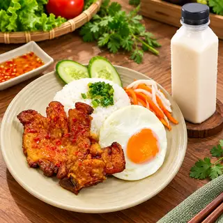 Hình ảnh Cơm Tấm Sườn Ốp La